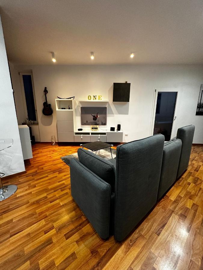 Sound - Apt Con Terrazza E Cucina 3 Min Toledo Apartment Naples